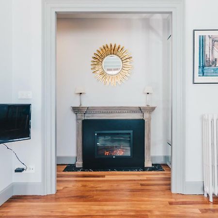 Gran Via Apartment By People Rentals Bilbao Bagian luar foto