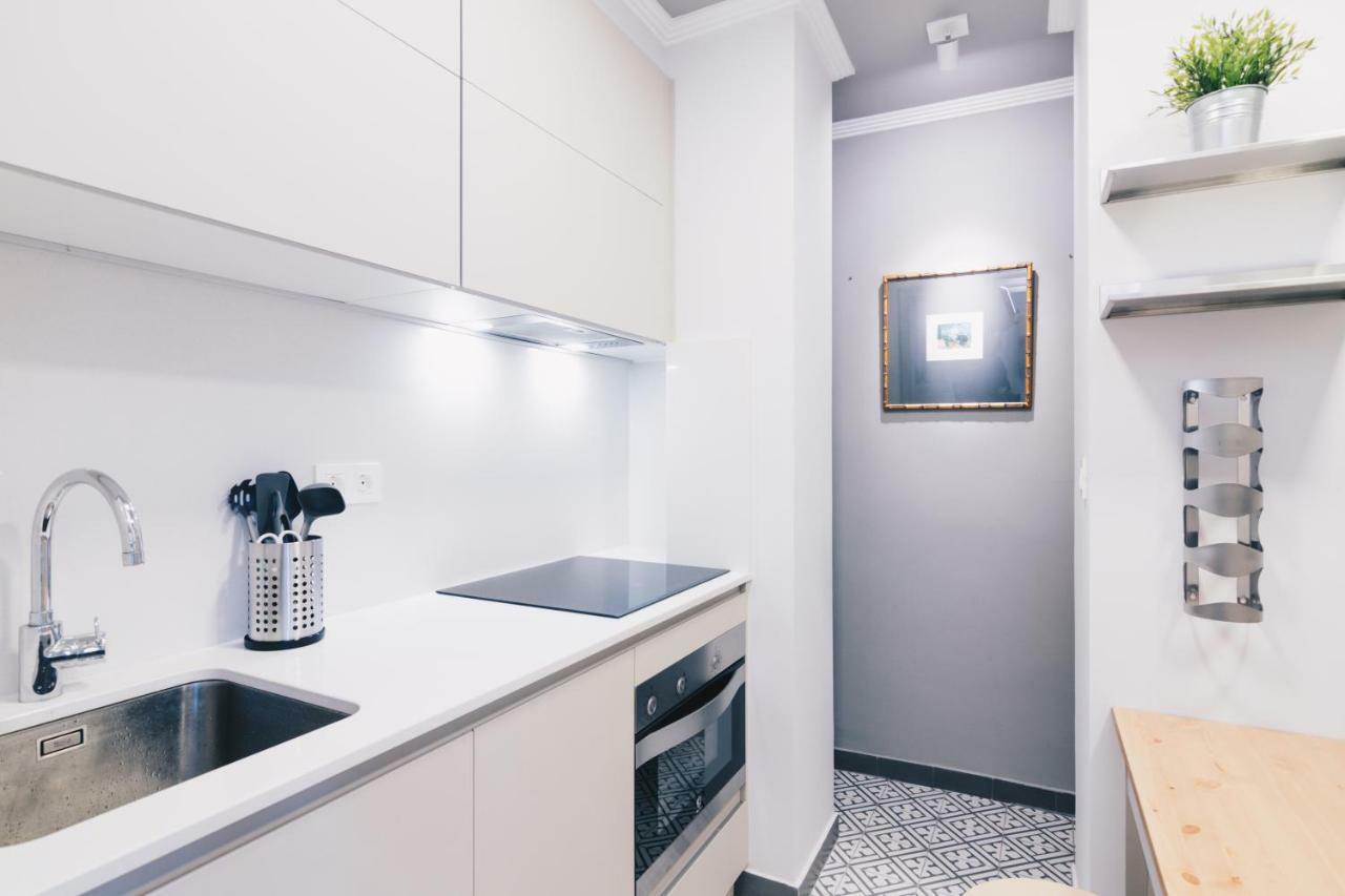 Gran Via Apartment By People Rentals Bilbao Bagian luar foto